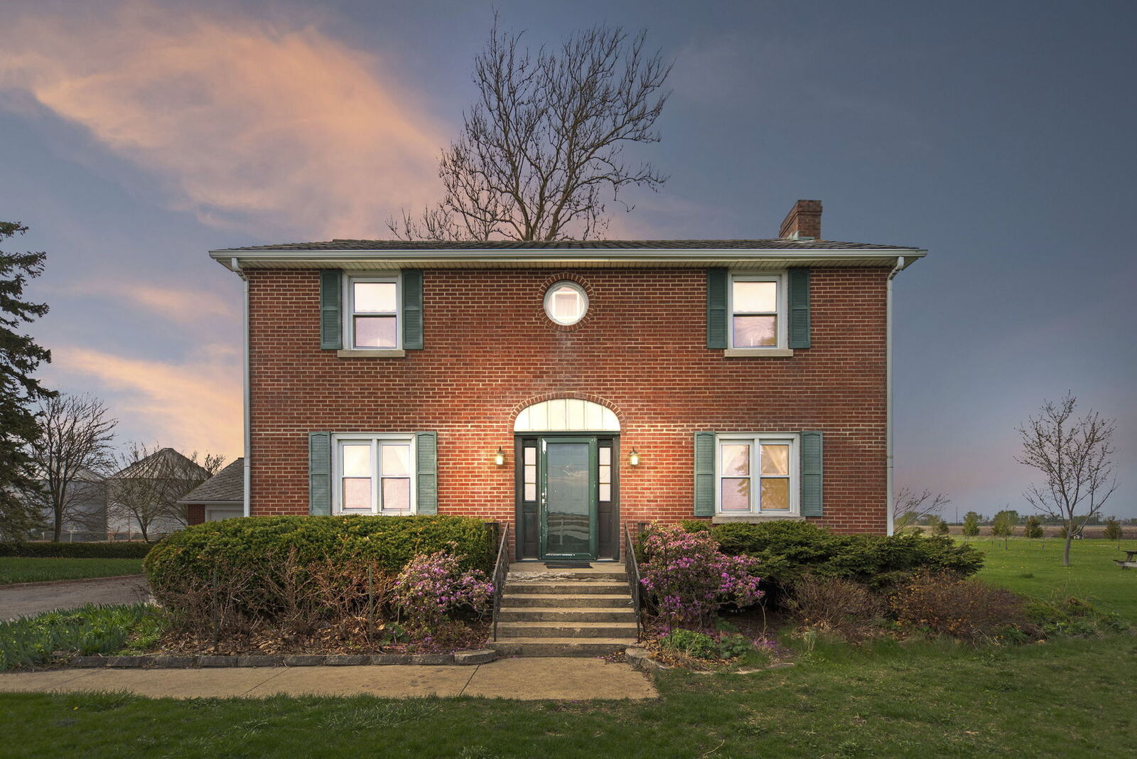 Property Photo: 9458 N State Route 45/52 IL 60950