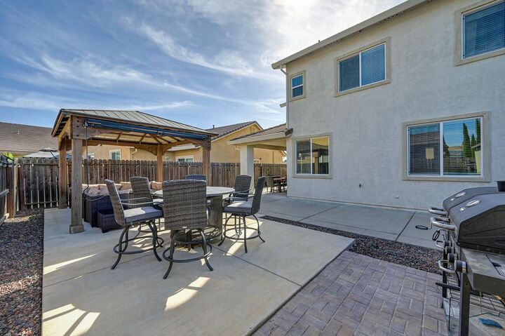 Property Photo:  4640 Seanpatrick Drive  CA 95838 