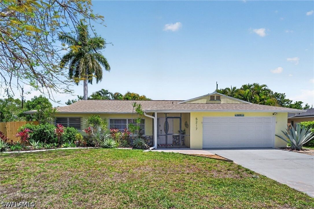 Property Photo:  5217 Elm Court  FL 33904 