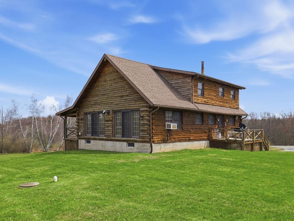 Property Photo:  3015 Brewer Hollow Rd  PA 18853 