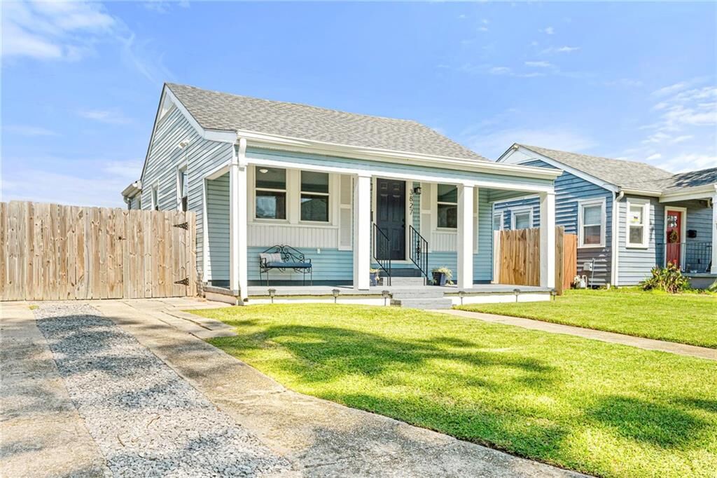 Property Photo:  3827 Catherine Avenue  LA 70005 