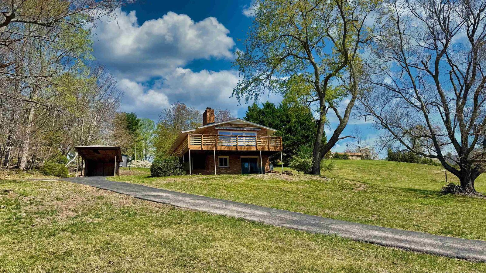 Property Photo:  6738 Lake Drive  VA 24141 