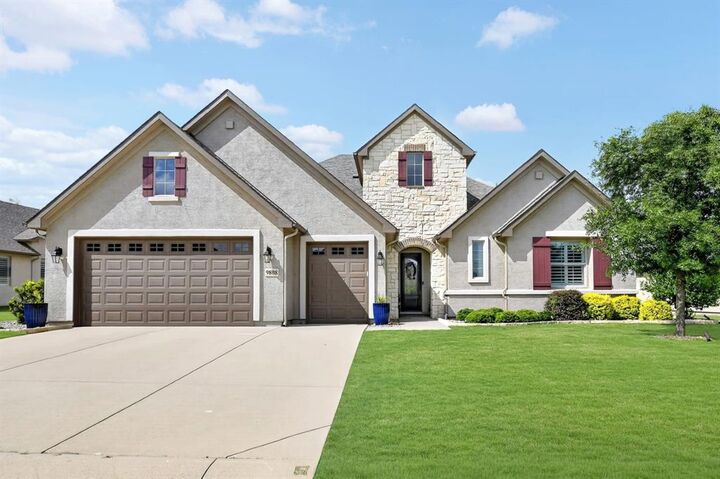 Property Photo:  9808 Ironwood Drive  TX 76207 