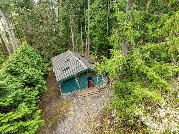 Property Photo:  7469  Miller Way  WA 98244 