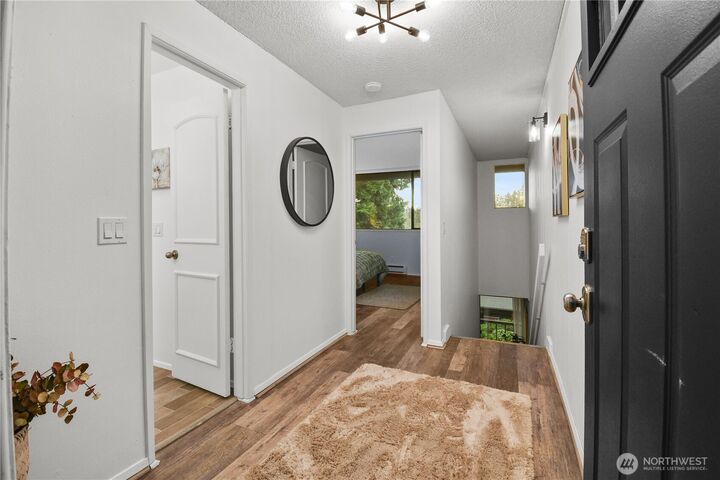Property Photo: 6352 137th Place NE 259 WA 98052