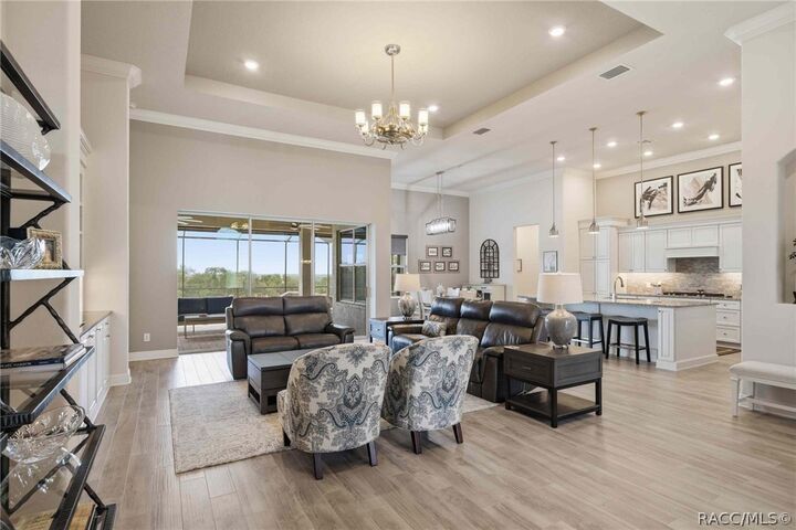 Property Photo:  2210 N Peakview Loop  FL 34442 