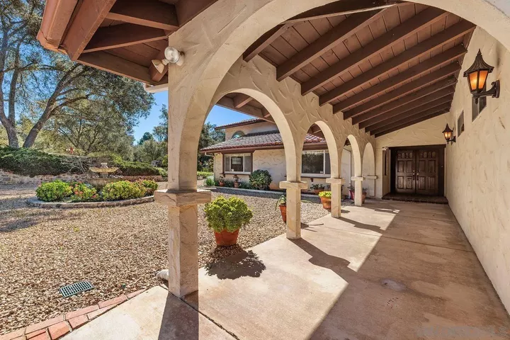 Property Photo:  31600 Oak Glen Road  CA 92082 