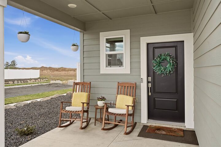 Property Photo:  6335 S Soda Rd  WA 99004 