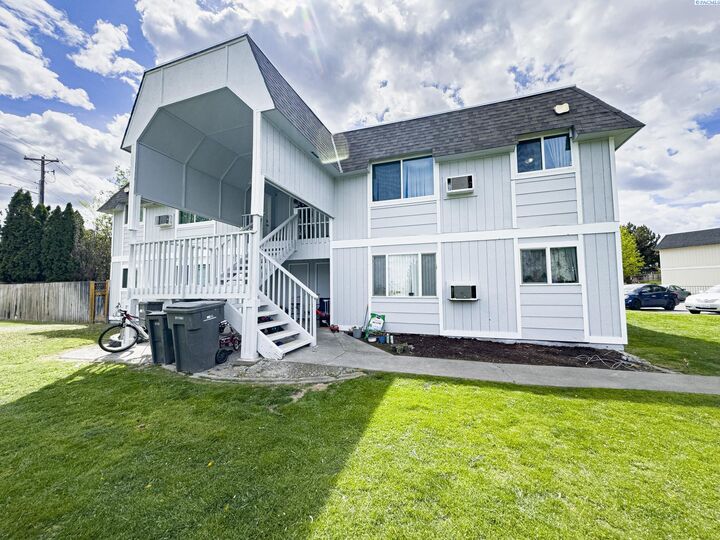Property Photo:  1401 W 14th Ave  WA 99338 