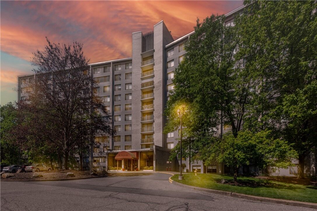 Property Photo:  1160 Bower Hill Rd 901B  PA 15243 