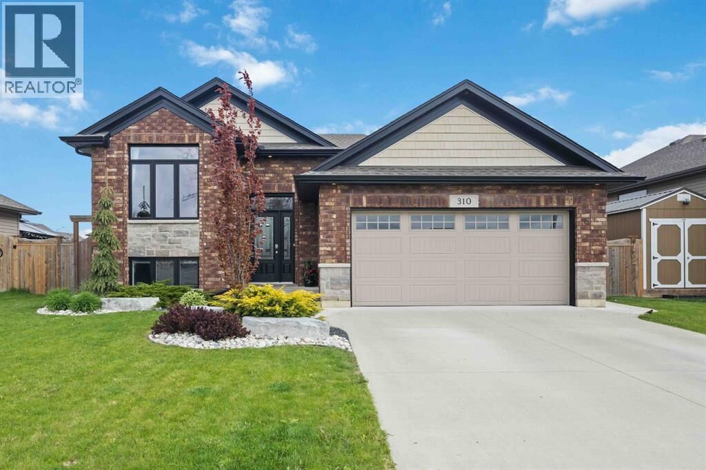 Photo de la propriété:  310 Lexington Boulevard  ON N0N 1G0 