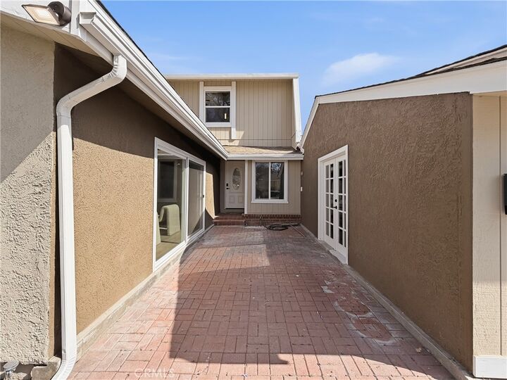 Property Photo:  15118 La Sabana  CA 90638 
