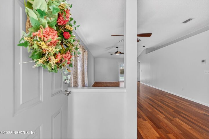 Property Photo:  960 Theodore Avenue  FL 32250 