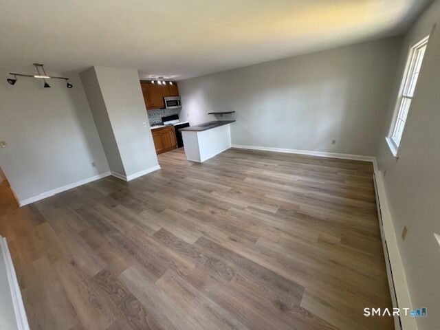 Property Photo:  239 Old Farms Road 16D  CT 06001 