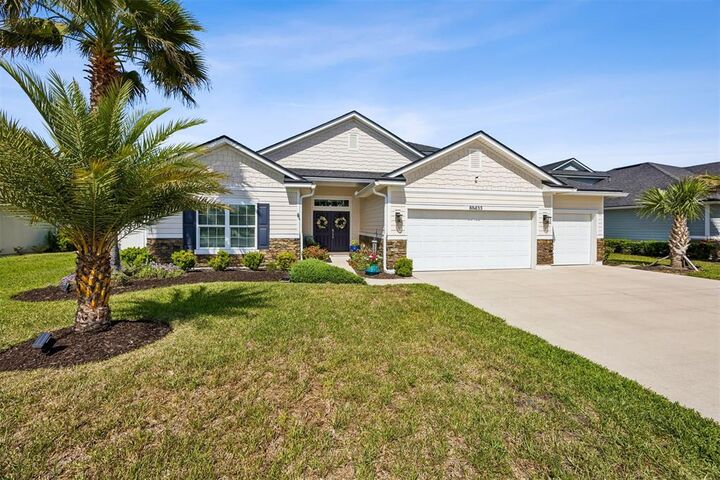 Property Photo: 85433 Amaryllis Court FL 32034
