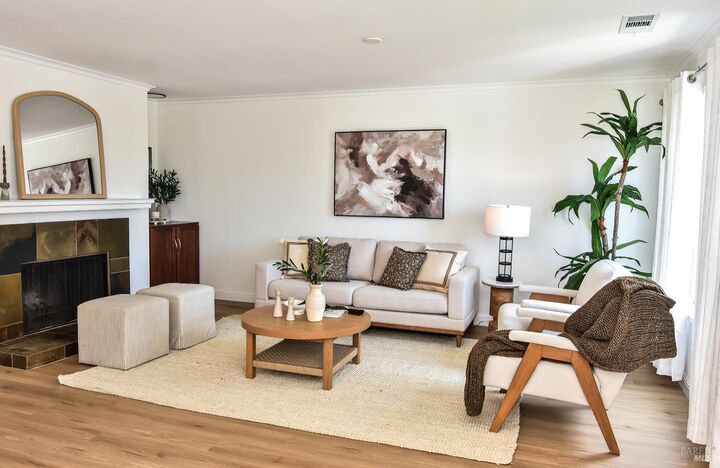 Property Photo:  79 Scottsdale Way  CA 94947 