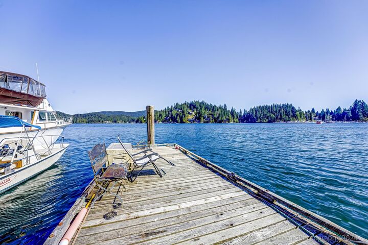Property Photo: 2660 Panorama Drive BC V7G 1V6