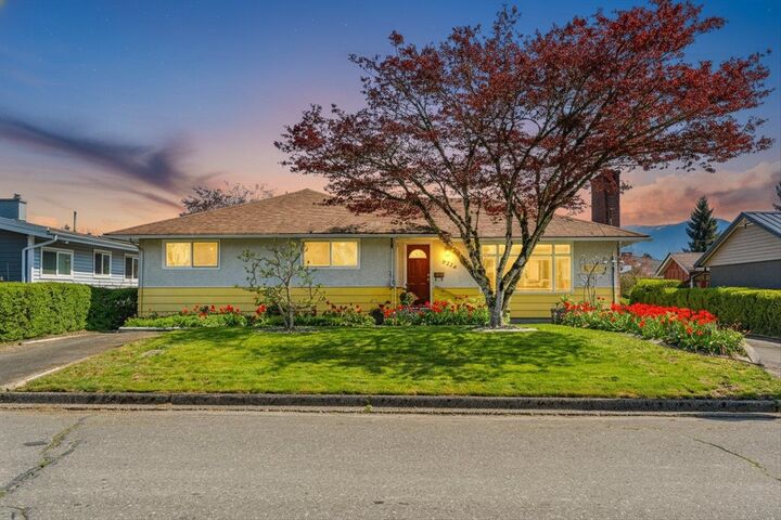 Property Photo:  9726 Juniper Street  BC V2P 5J1 