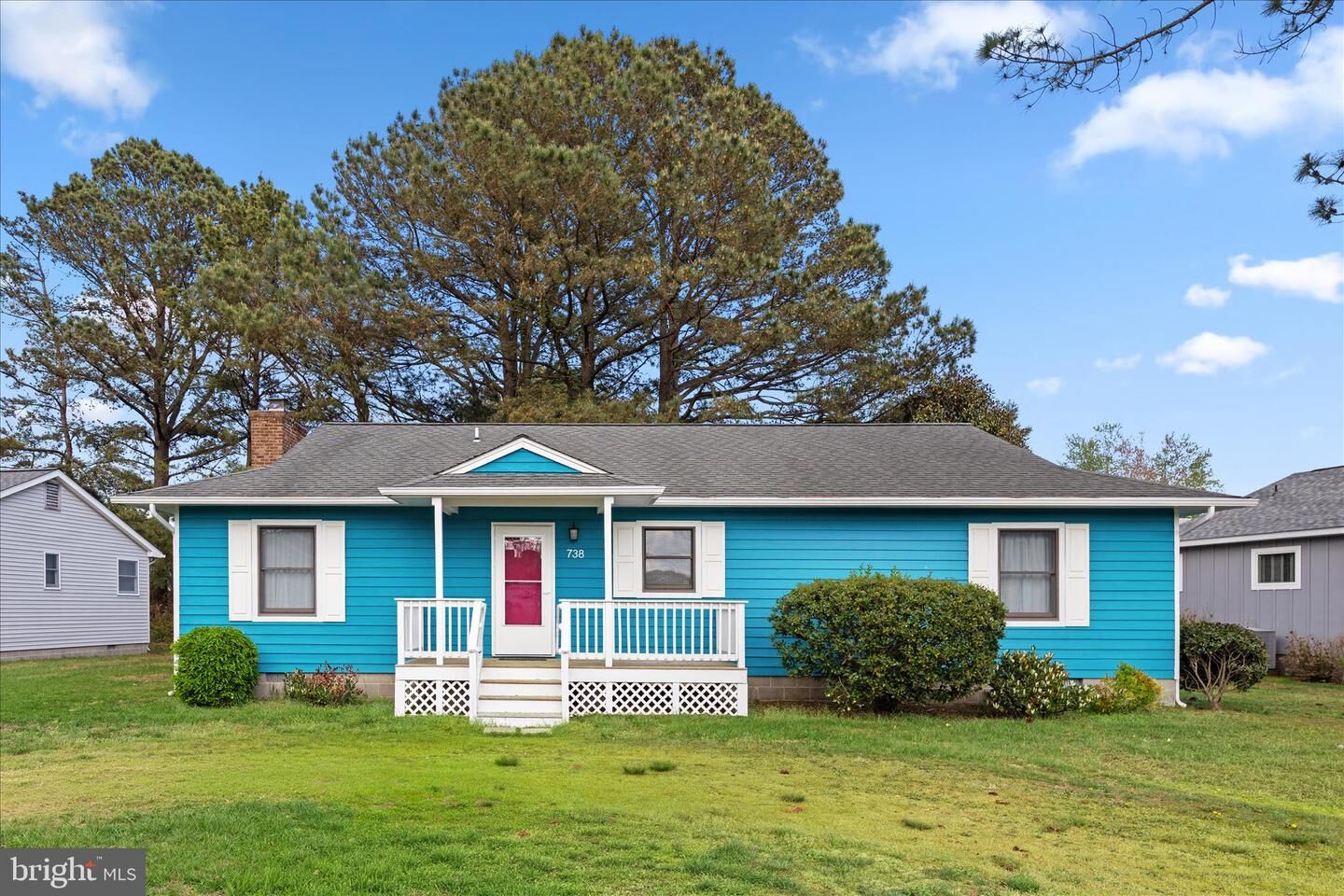 Property Photo:  738 Fenwood Circle  DE 19930 