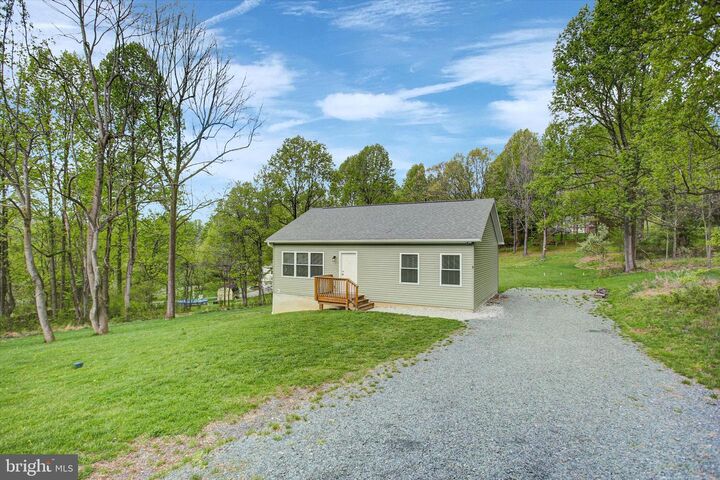 Property Photo:  2 Maxine Trail  PA 17320 