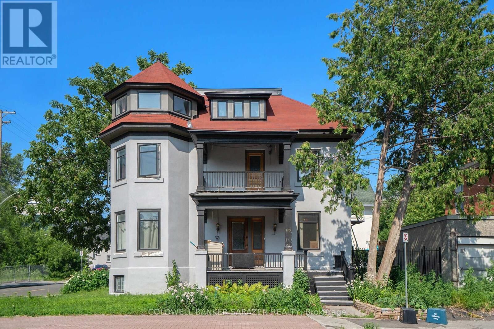 Property Photo: 199 Cobourg Street ON K1N 8H7