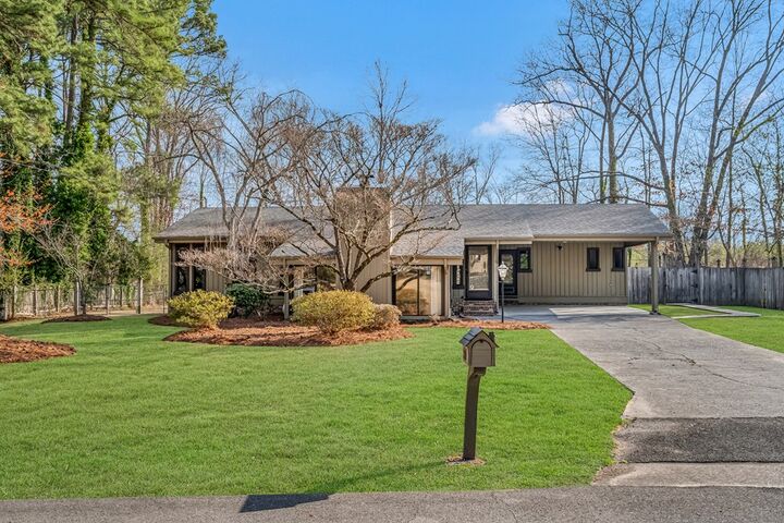 Property Photo:  507 Riderwood Drive  GA 30721 