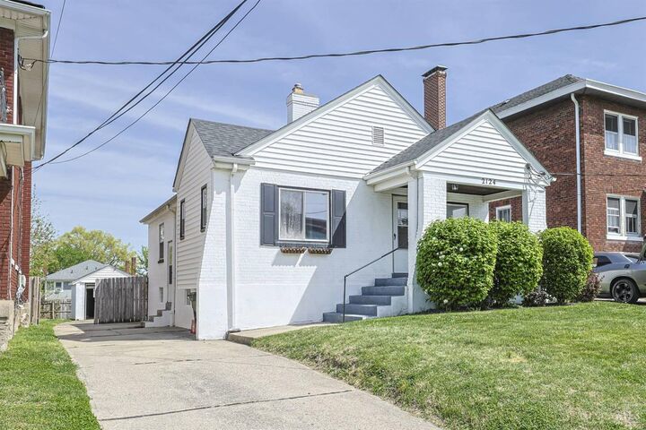 Property Photo:  2124 Drex Avenue  OH 45212 