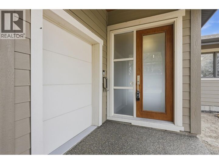 Property Photo: 1589 Golf Ridge Drive BC V2H 0A5