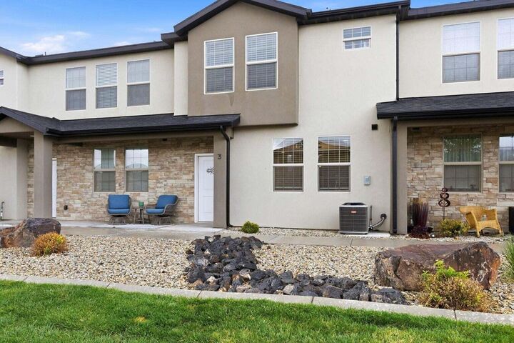 Property Photo:  498 W 1225 N #3  UT 84721 