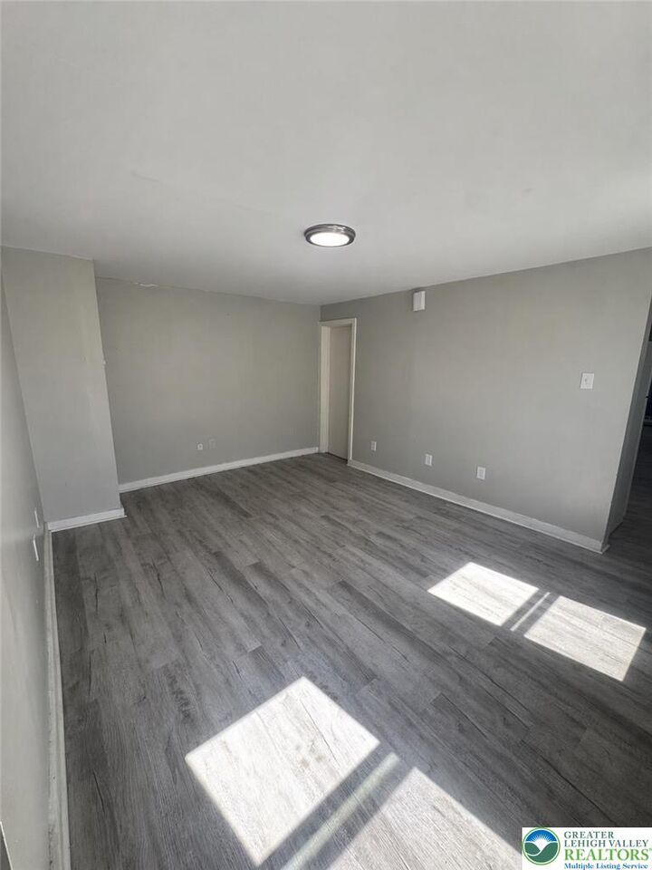 Property Photo:  303 E Union 1st  PA 18109 