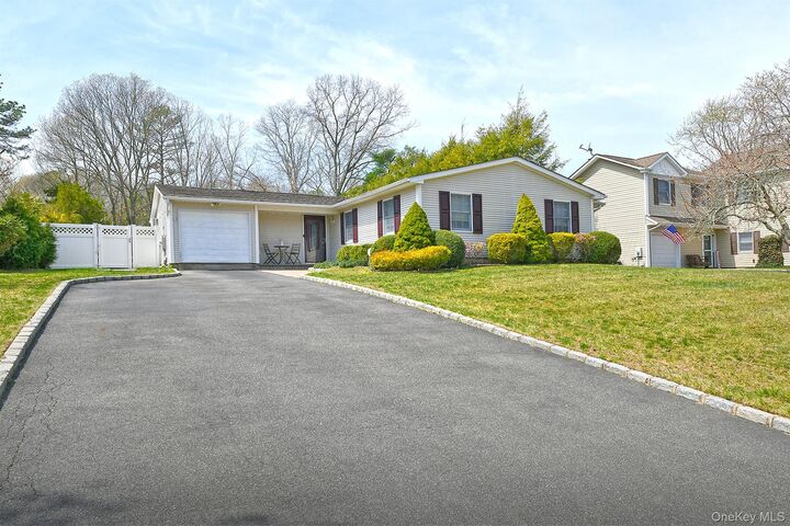 Property Photo:  186 11th Avenue  NY 11742 