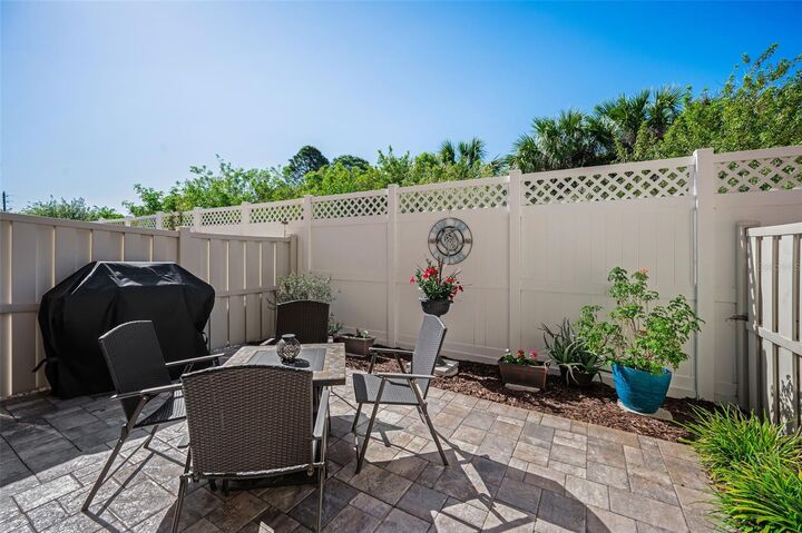 Property Photo:  4928 Hammerhead Drive  FL 34652 