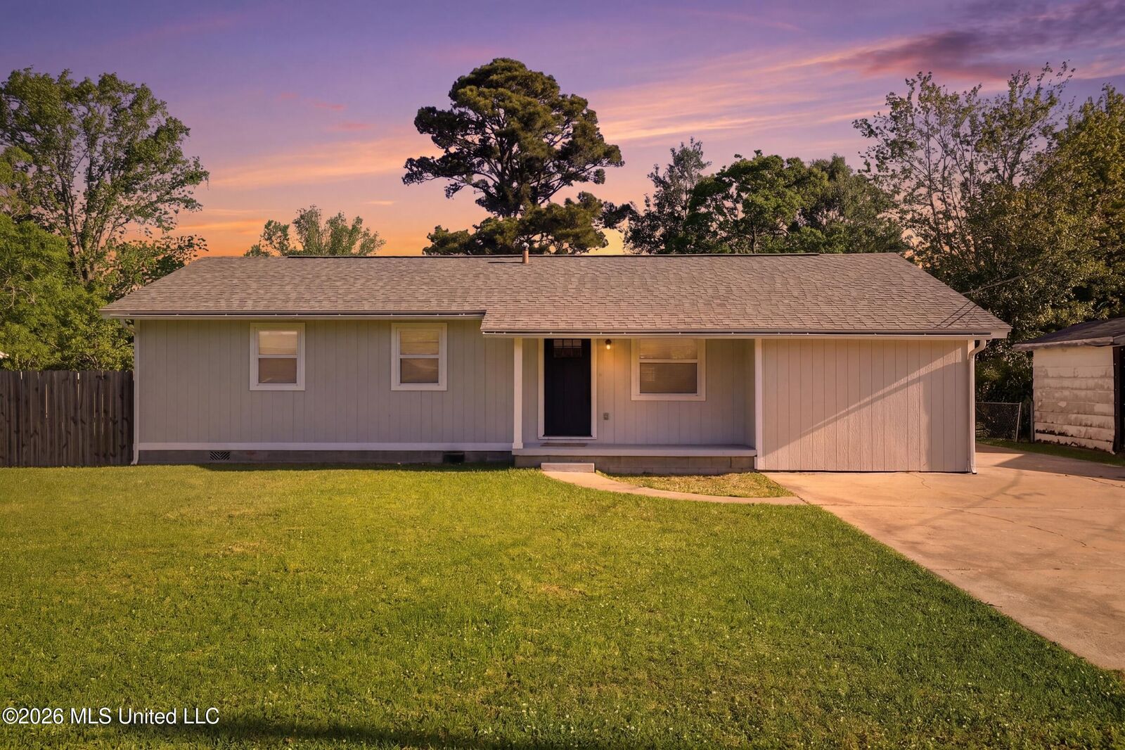 Property Photo: 112 Park Lane Drive MS 39560