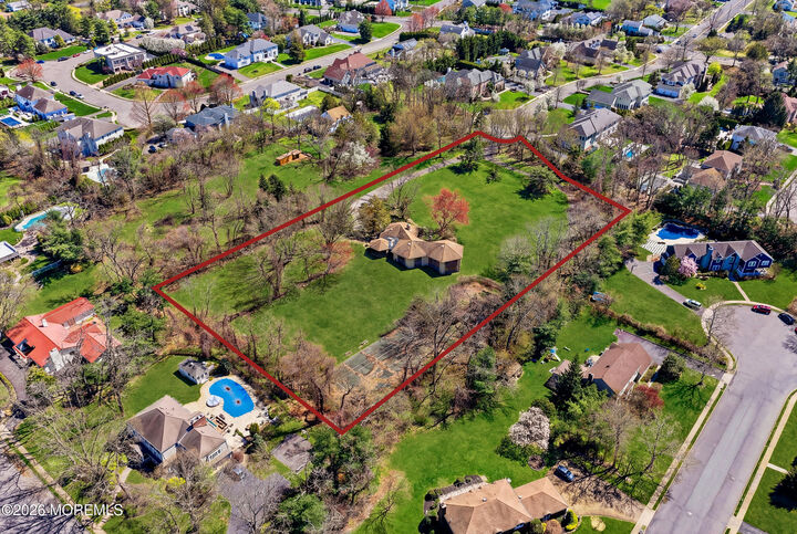 Property Photo:  10 Weston Way  NJ 07764 