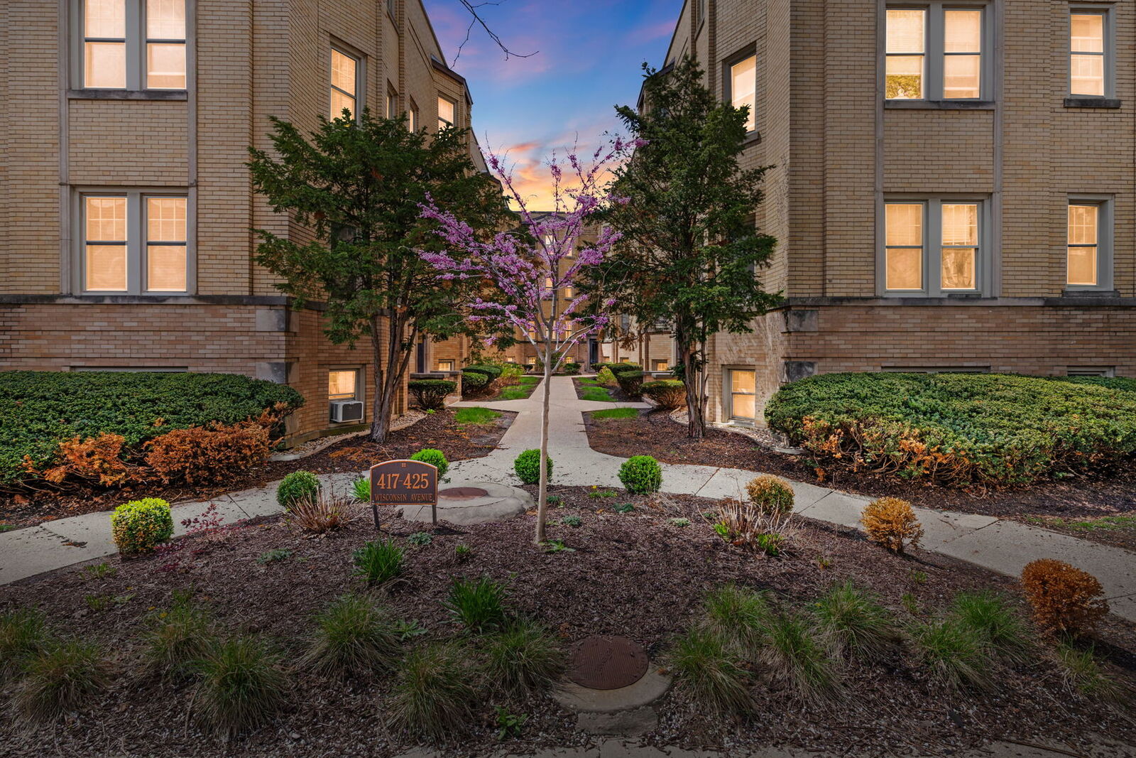 Property Photo:  417 Wisconsin Avenue Gn  IL 60302 