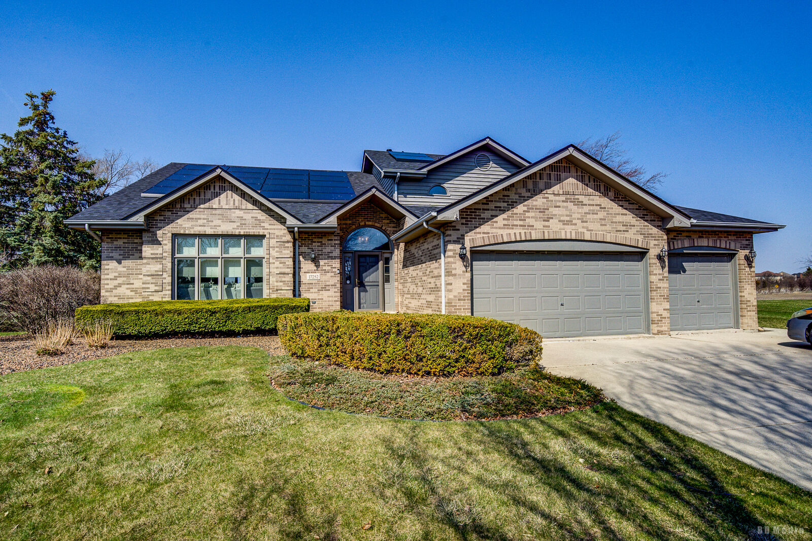Property Photo:  17252 Grange Drive  IL 60467 