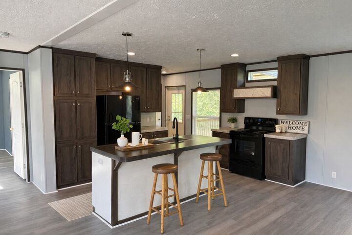 Property Photo:  532 Pointe Ln  TN 37083 