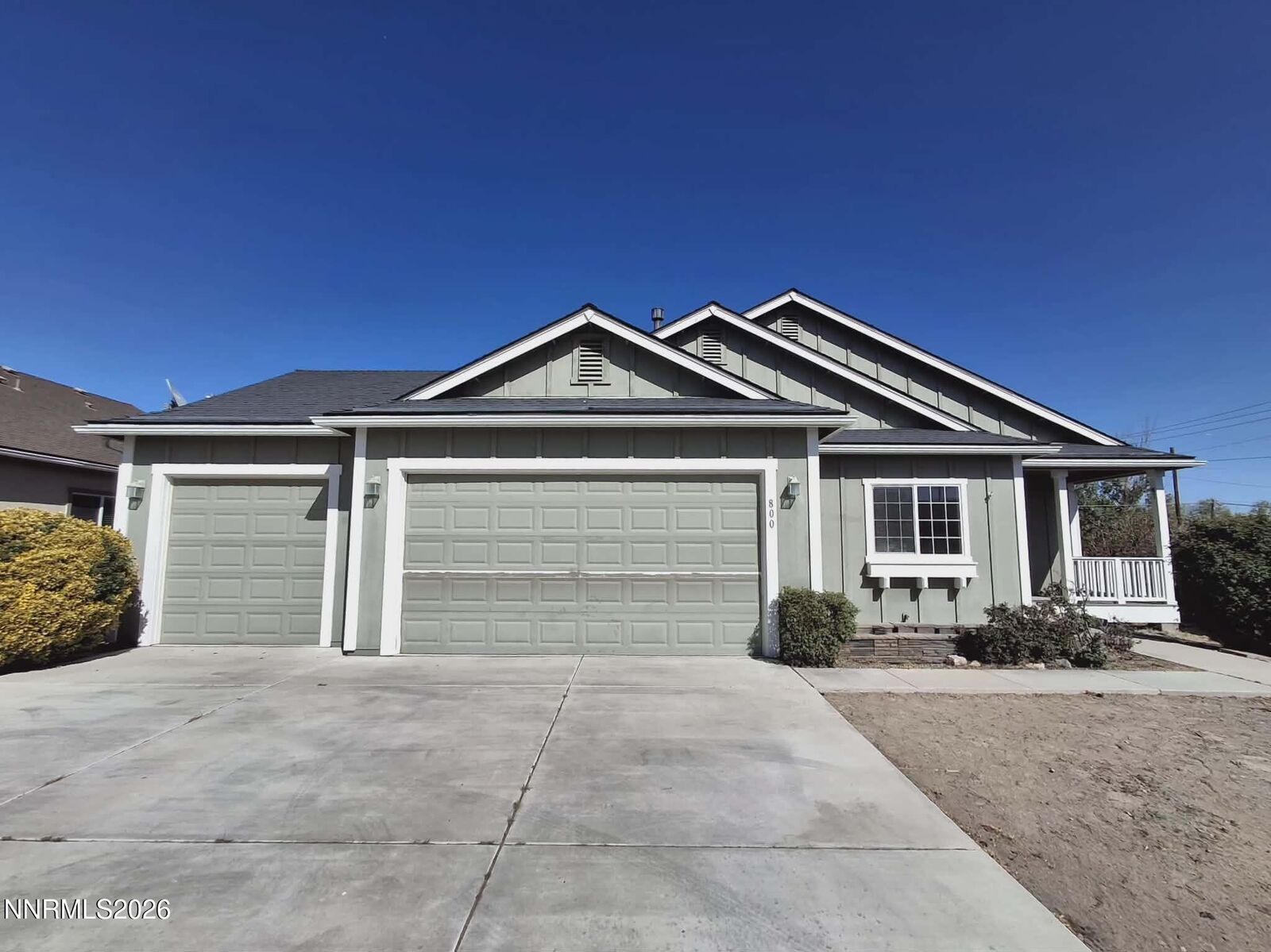 Property Photo: 800 Canary Circle NV 89408
