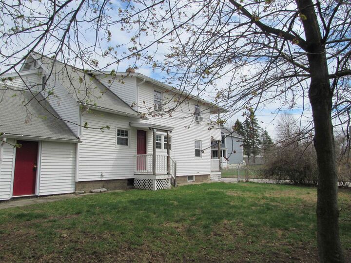 Property Photo:  30 Longwood Avenue  NH 03109 