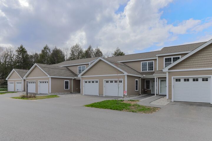 Property Photo:  606 Southfield Lane  NH 03458 