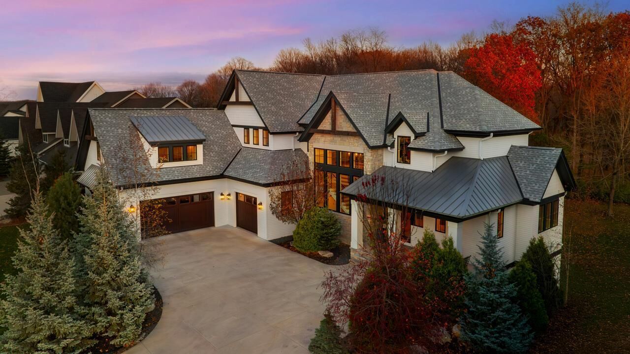 Property Photo:  6505 Hawks Pointe Lane  MN 55331 