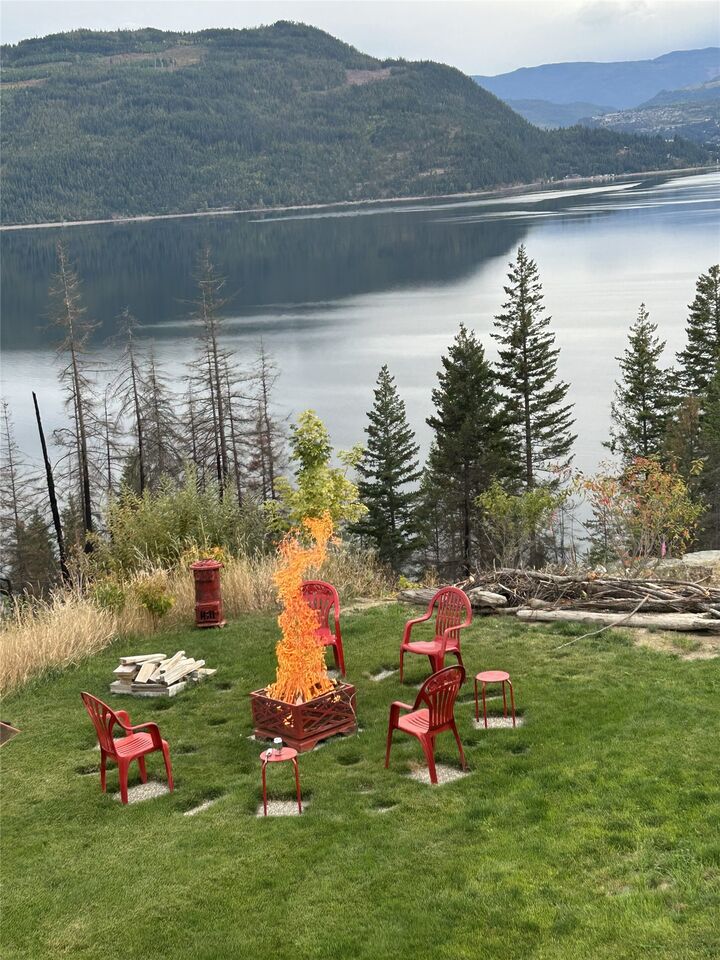 Property Photo: 5208 Celista Place BC V0E 1M6