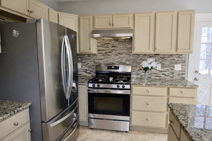 Property Photo:  17 Fairview Street  MA 01420 