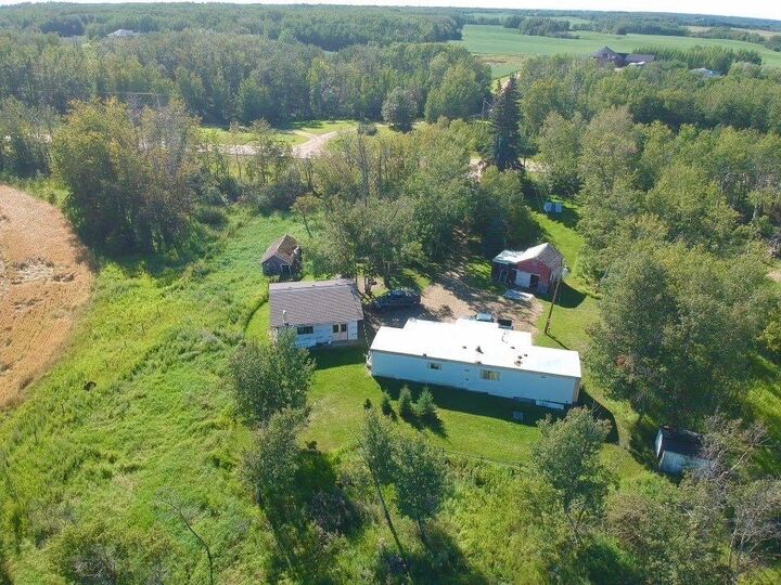 Property Photo: 49221 Secondary Highway 623 AB T0B 0J0
