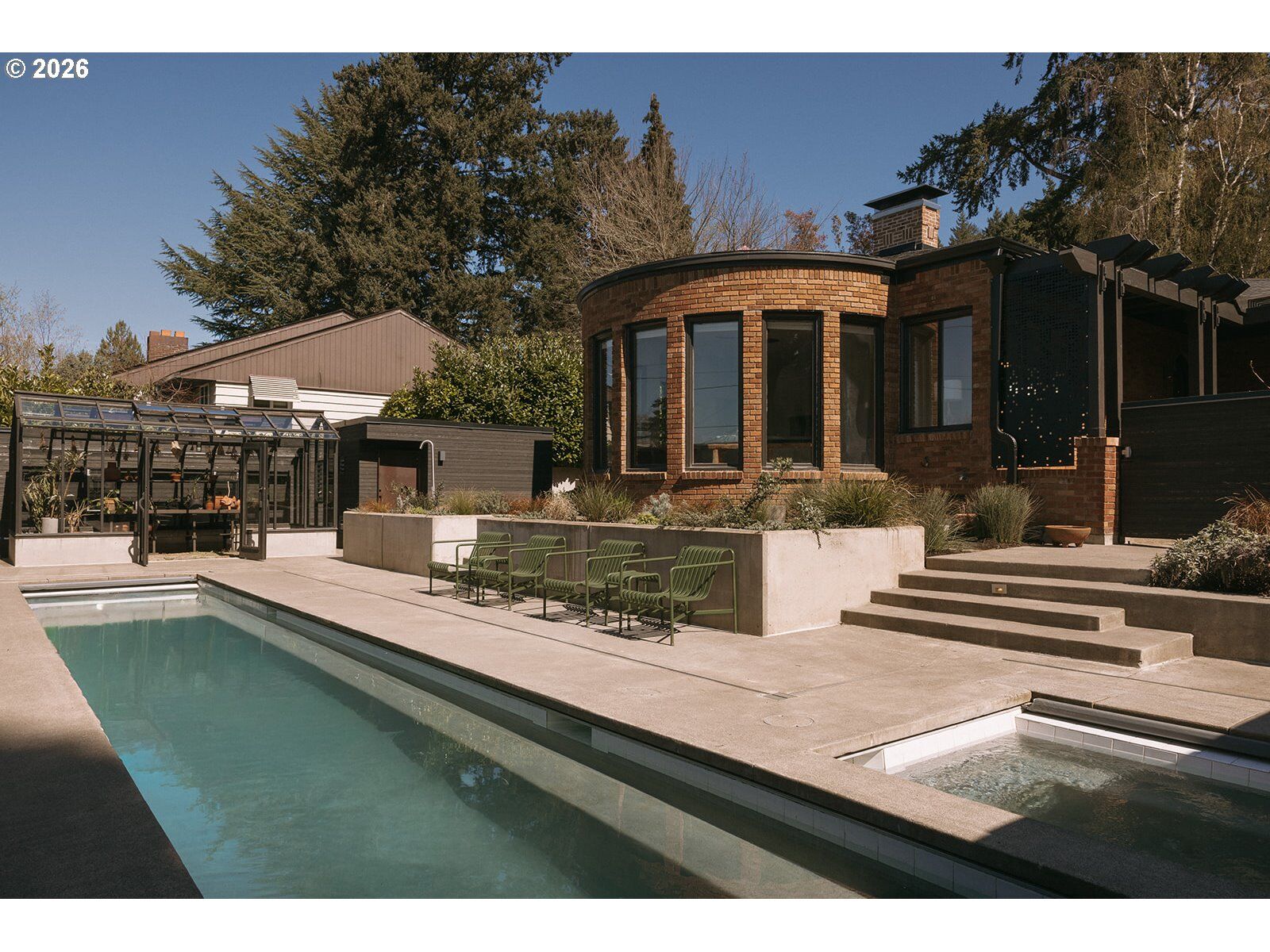 Property Photo: 6015 SE Salmon St OR 97215
