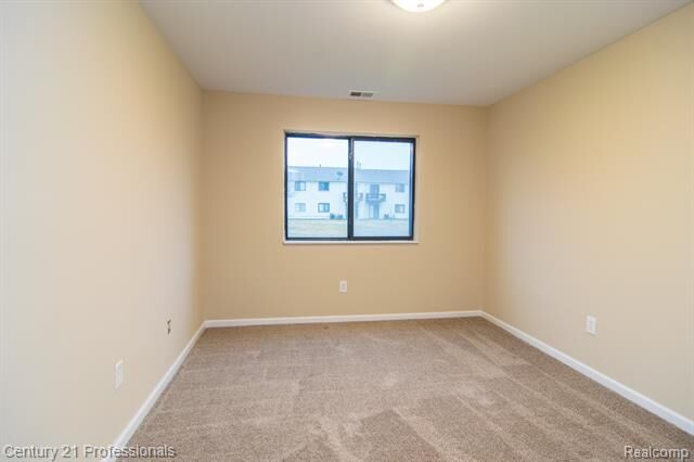 Property Photo:  15818 Orchard Lane 21  MI 48066 