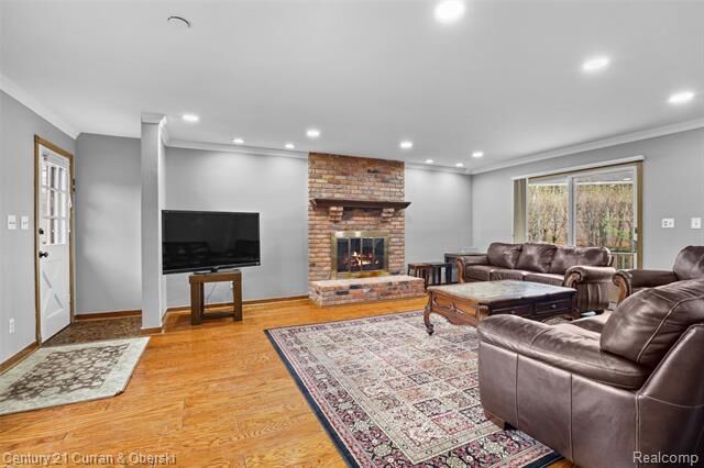 Property Photo:  22740 Hollander Street  MI 48128 