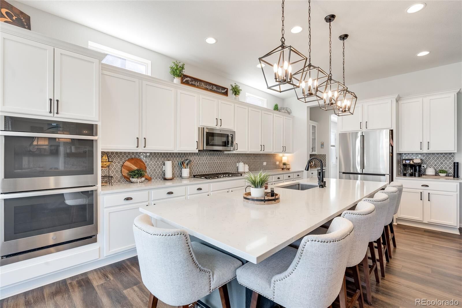 Property Photo:  8477 Arapahoe Peak Street  CO 80125 