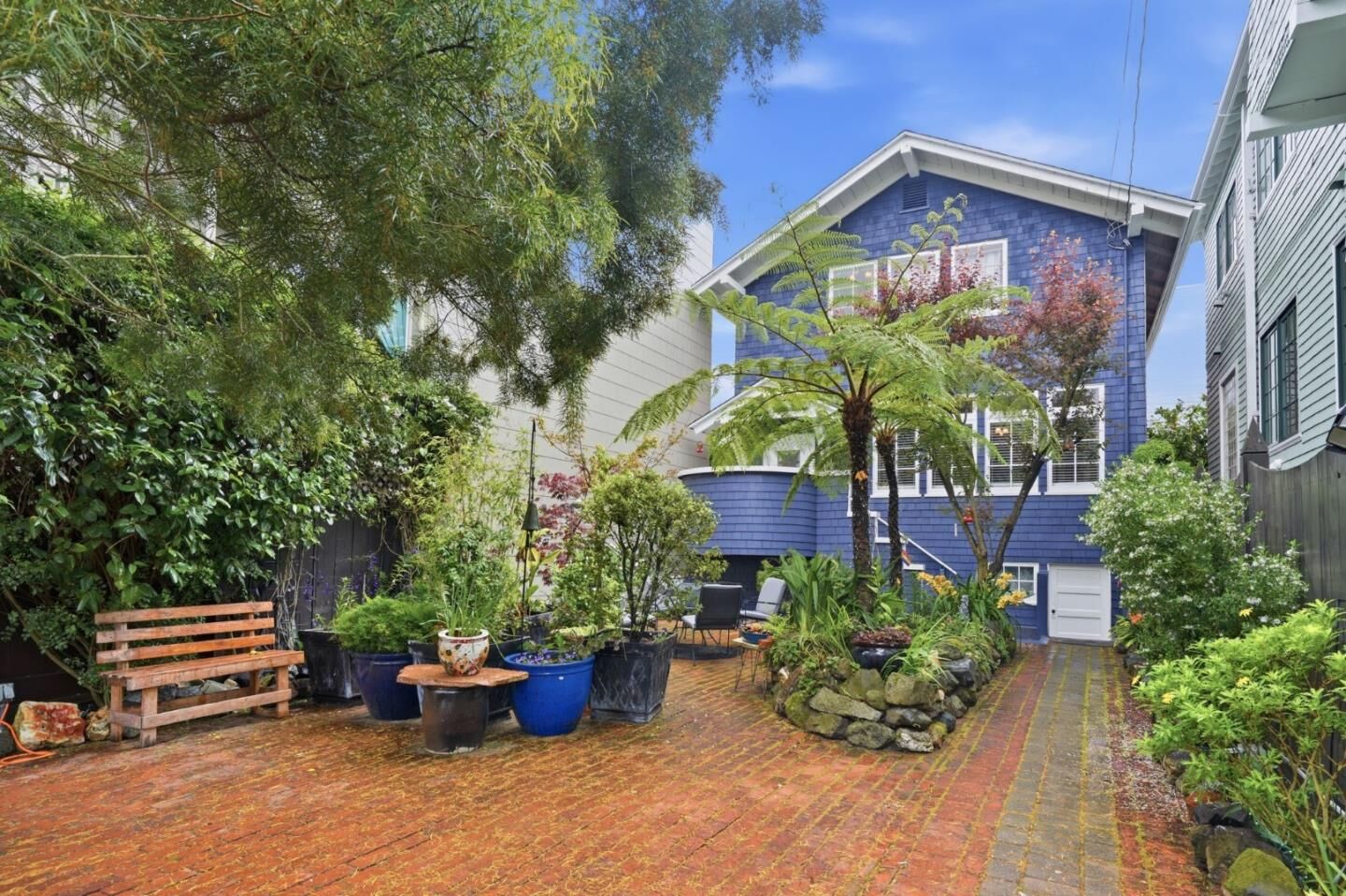Property Photo:  811 Balboa Street  CA 94118 