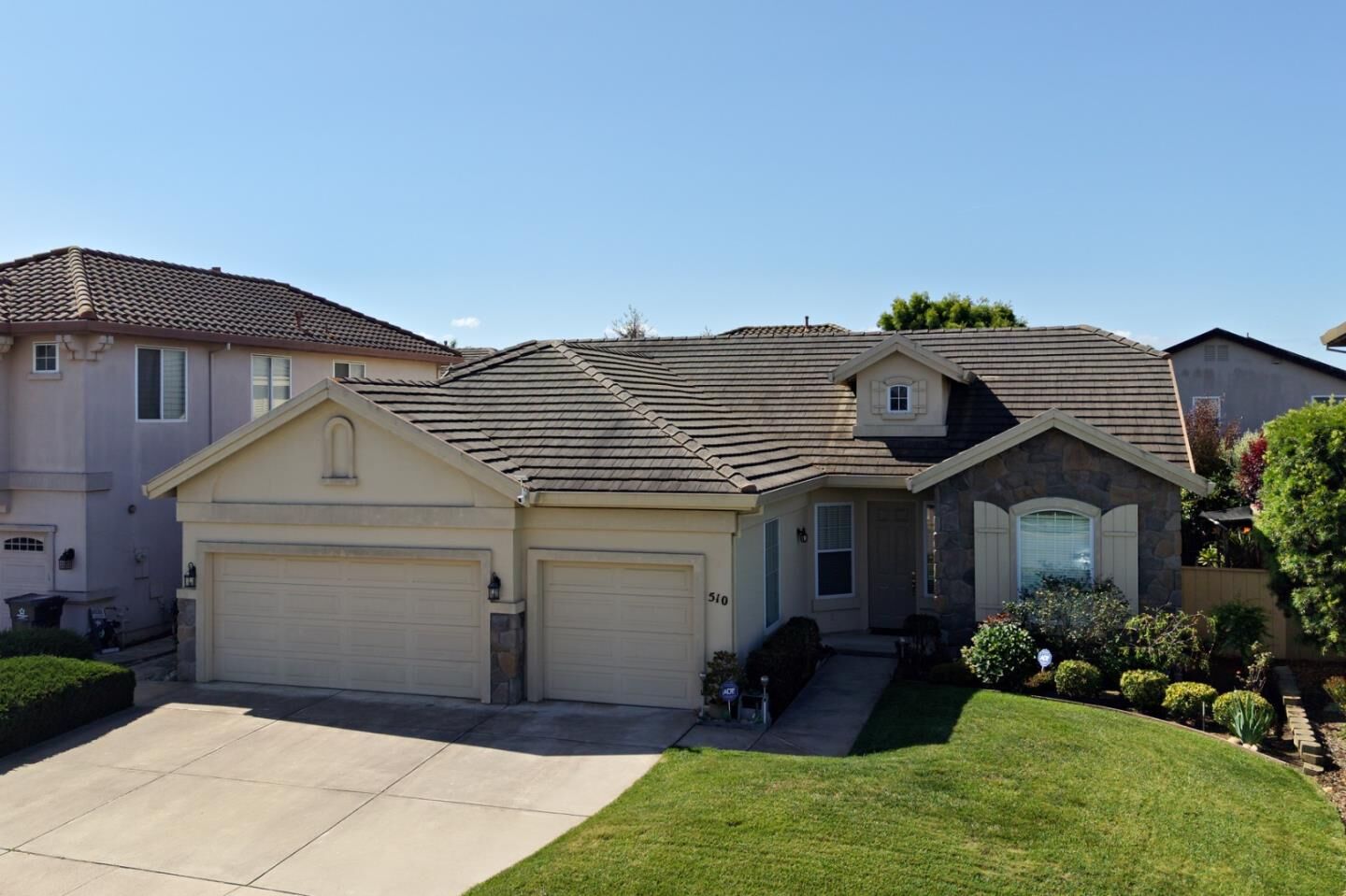 Property Photo:  510 Wimbledon Avenue  CA 93906 